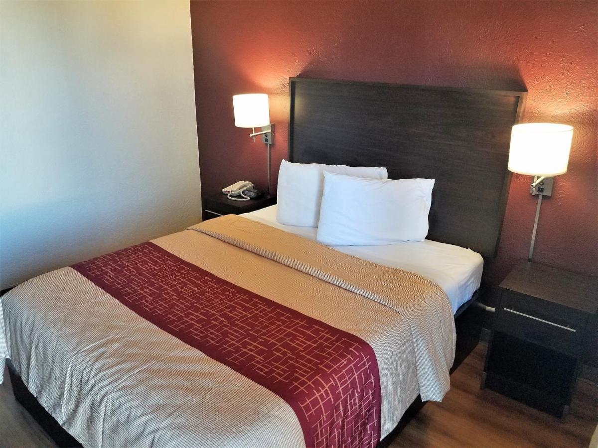 Red Roof Inn San Antonio Northeast - Rittiman Rd Екстер'єр фото