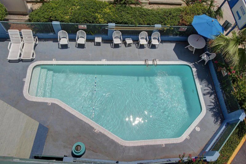 Red Roof Inn San Antonio Northeast - Rittiman Rd Екстер'єр фото